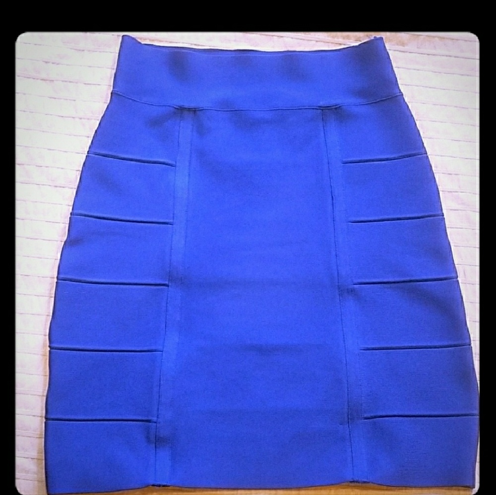 BCBG MaxAzria Bandage Pencil Skirt, length 18.5