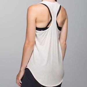 Lululemon Yogi Racerback III, size 10