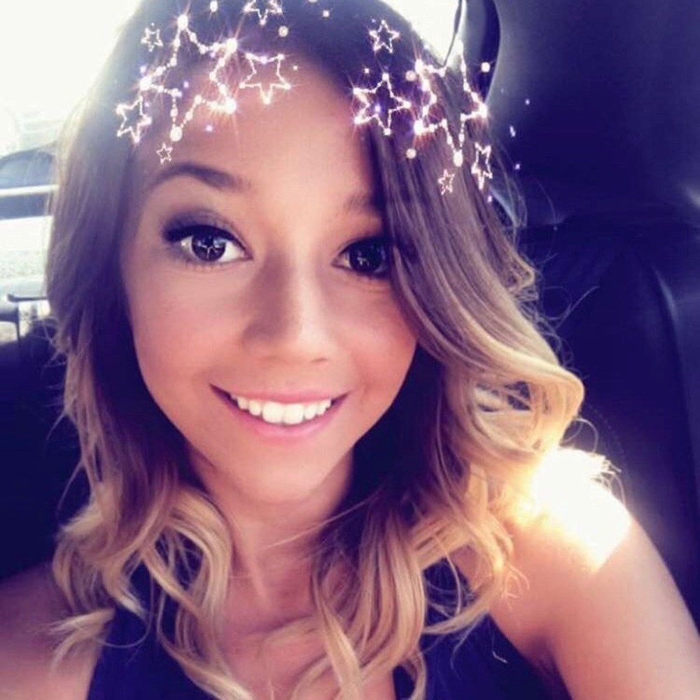 Meet your Posher, Ivy