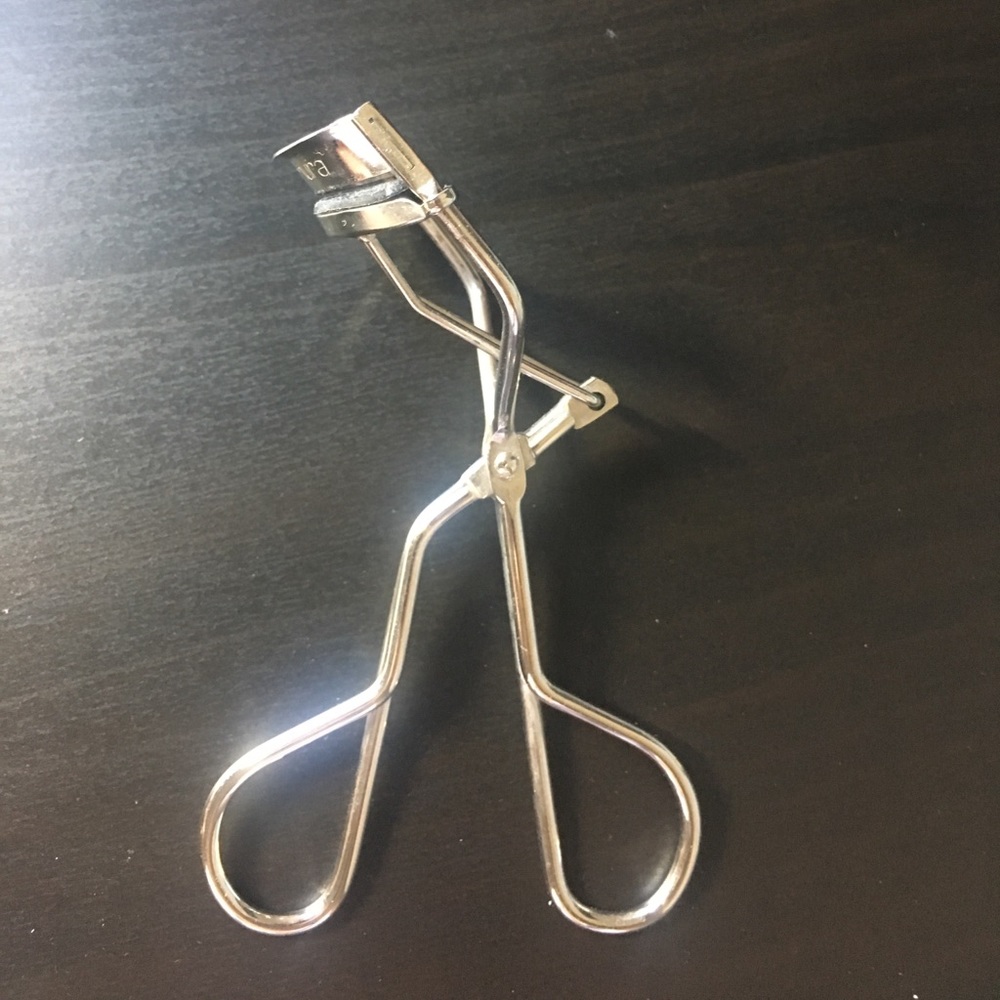 shu uemura eyelash curler