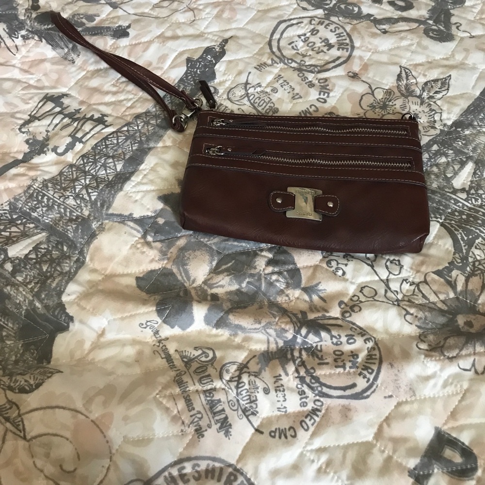 Franco Sarto wristlet