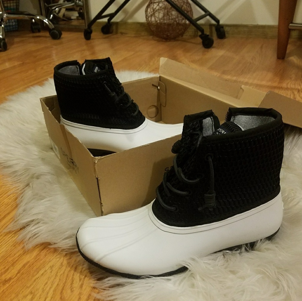 Sperry duck boots