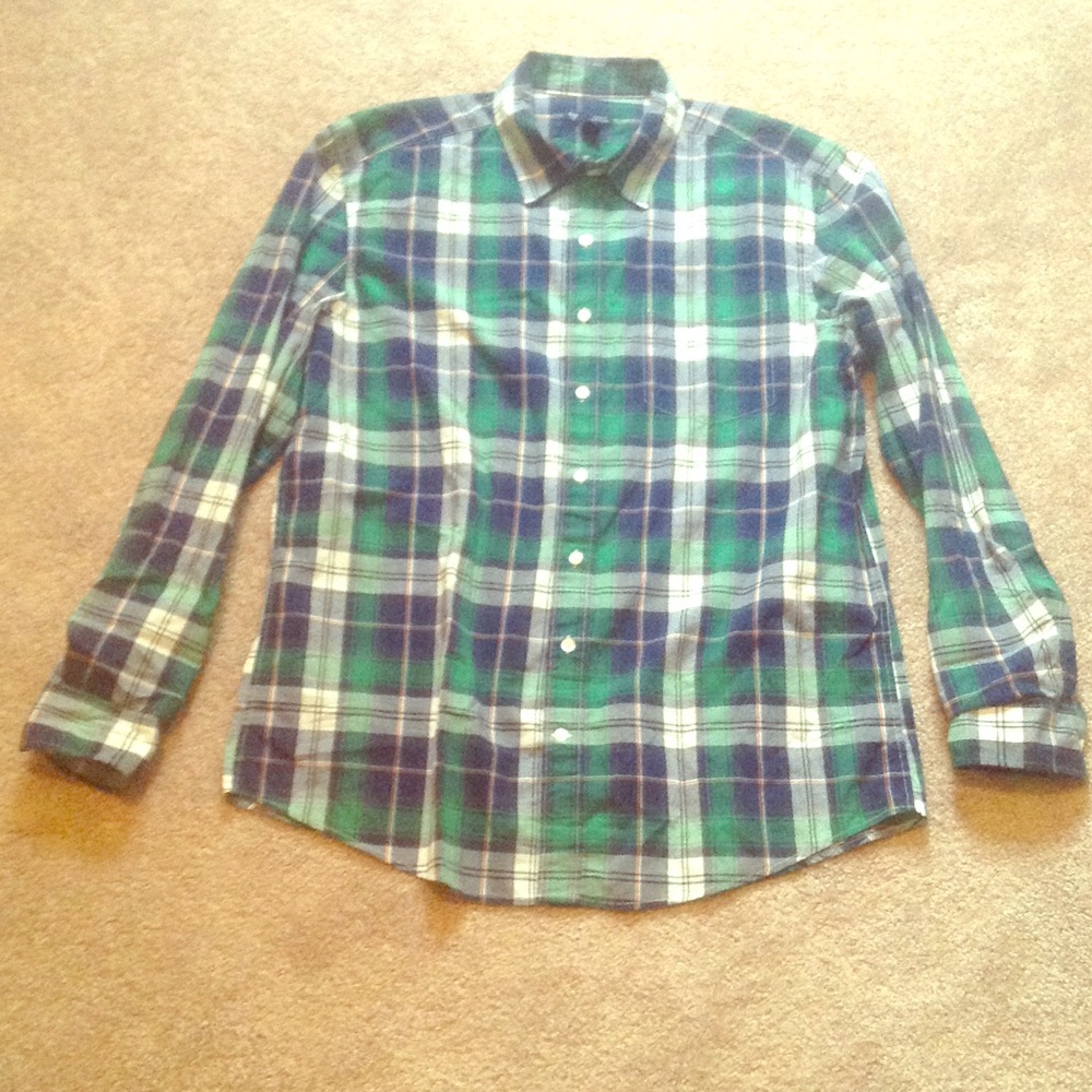 XL Gap Causal Button Down
