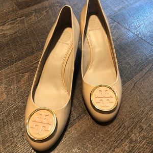 TORY BURCH WEDGES, size 7.5.