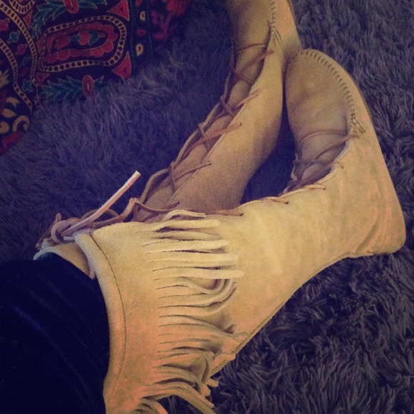 Minnetonka  knee high boots - Picture 1 of 7