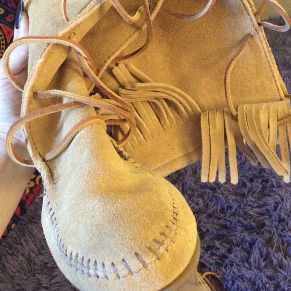 Minnetonka  knee high boots - Picture 6 of 7