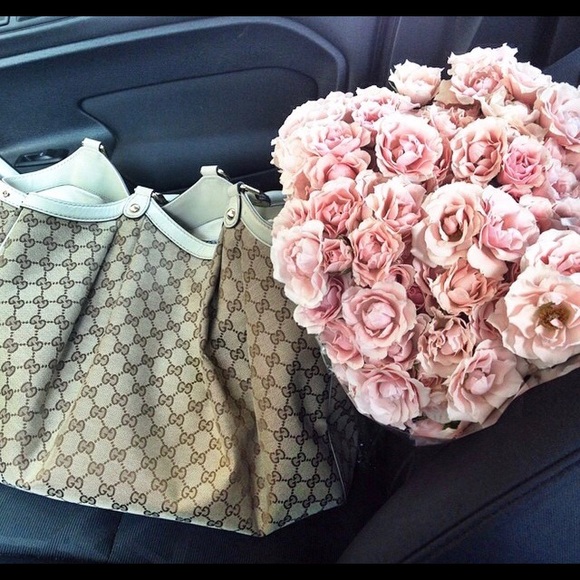 Large Gucci Canvas Bag - Picture 8 of 8