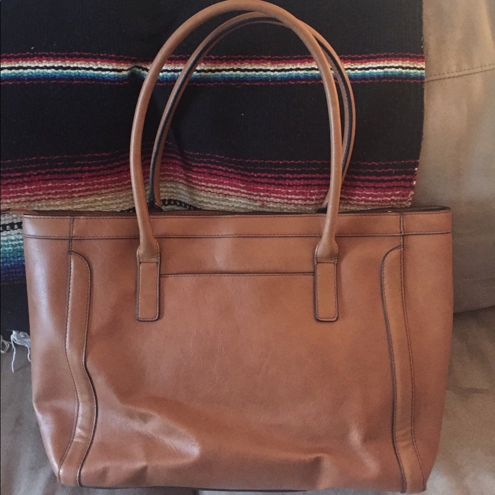 Brown tote