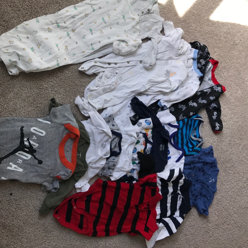 Baby bodysuits, onesies, shirts