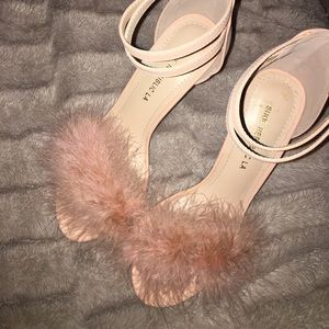 Fur heels🐰