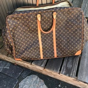 Lv soft luggage zipper bag