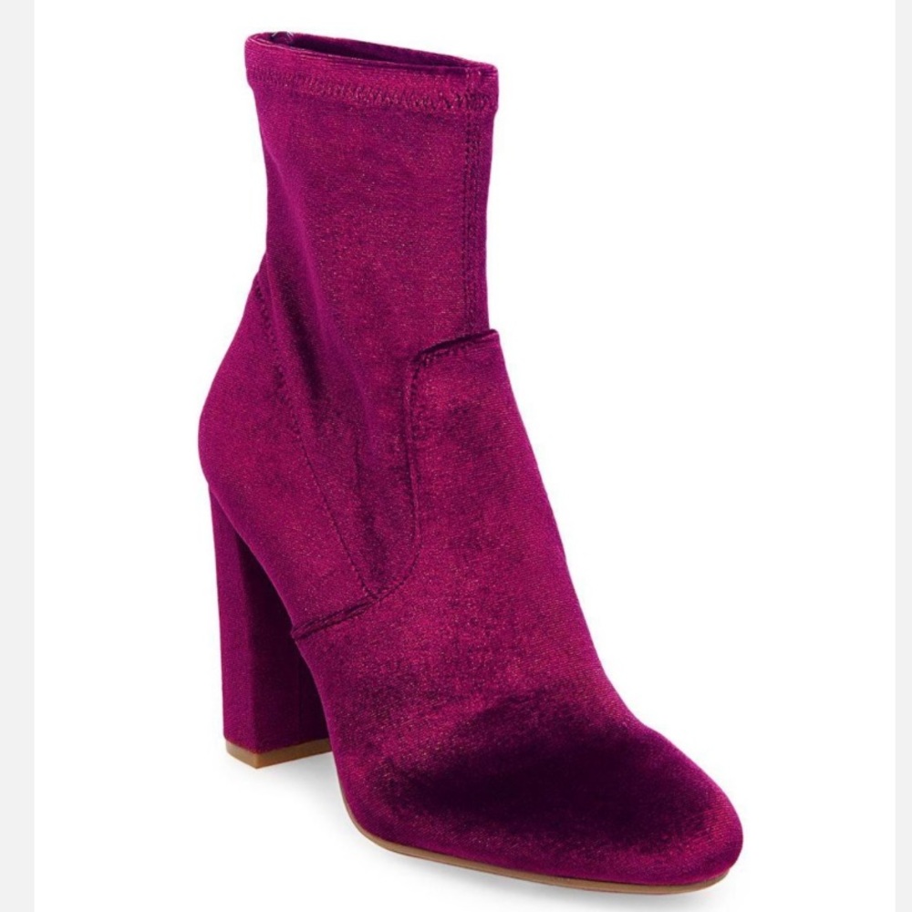 SALE❗️🆕 Burgundy Velvet Booties_3