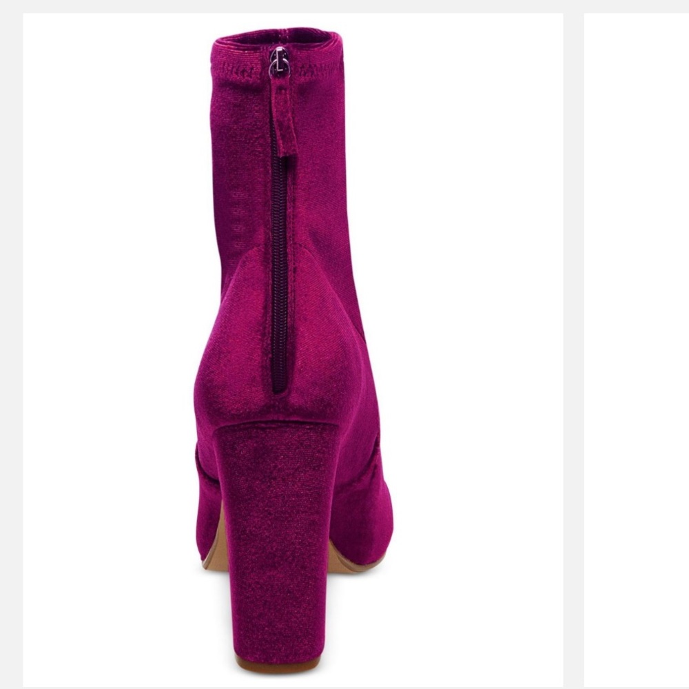 SALE❗️🆕 Burgundy Velvet Booties_5