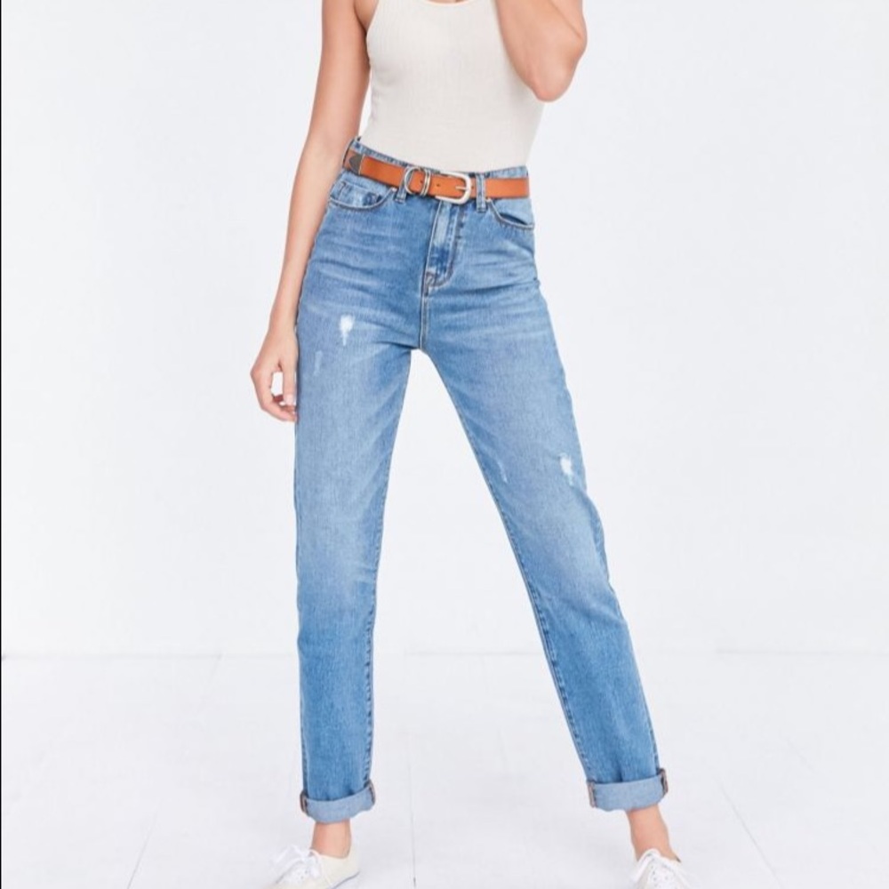 BDG Vintage Wash Mom Jeans