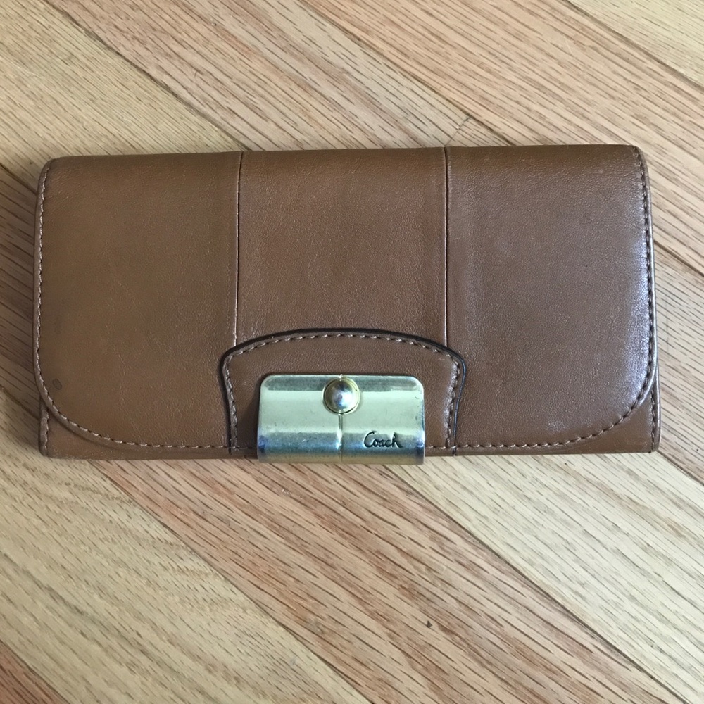 Coach Wallet--Tan Leather