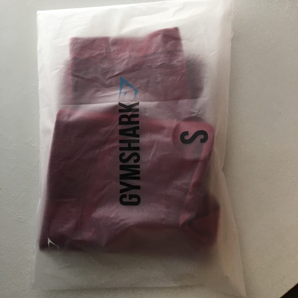 Gymshark seamless beet cropped leggings