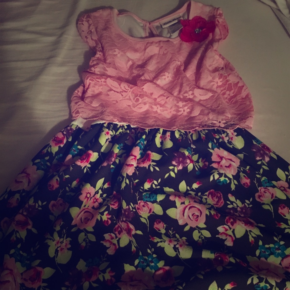 Little girl dress