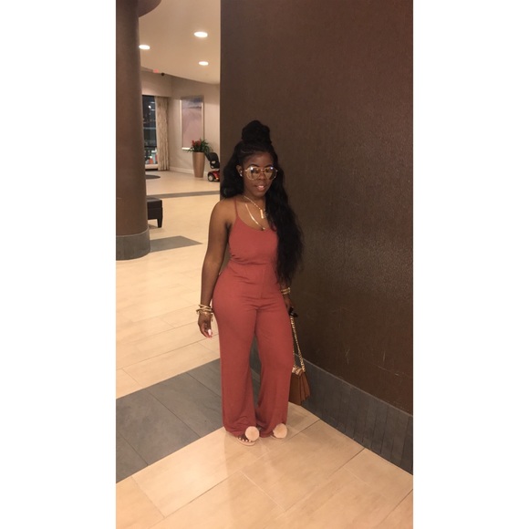 Meet your Posher, Kera - Picture 2 of 7