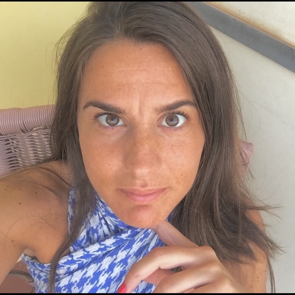 Meet your Posher, Laura