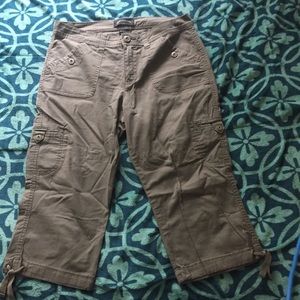 3 for $10 🍭Khaki olive military capri