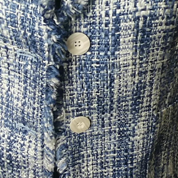 Chadwick 2 button blazer - Picture 3 of 4