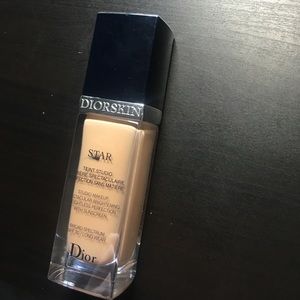 Dior star foundation