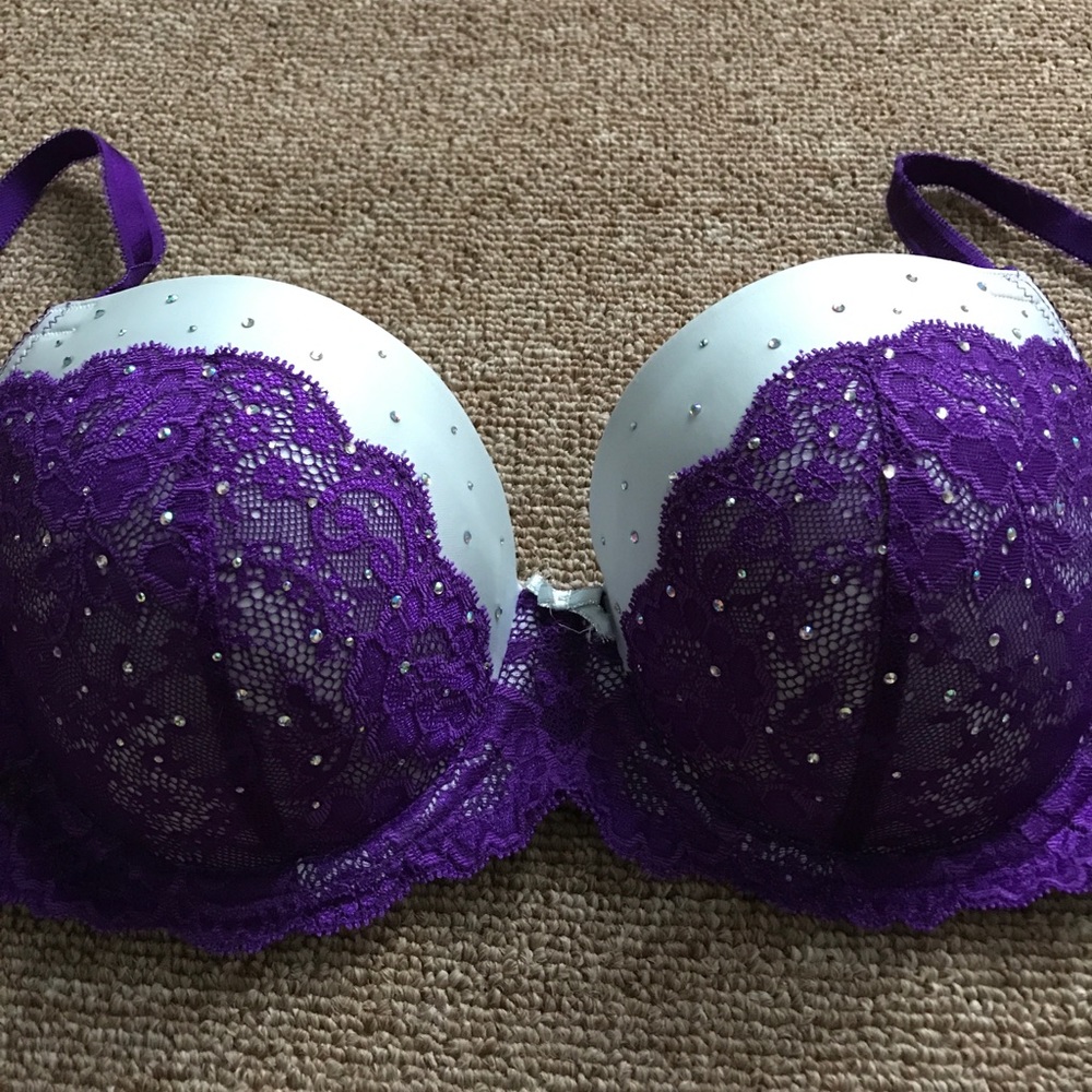Victoria’s Secret Dream Angels Lined Demi Bra