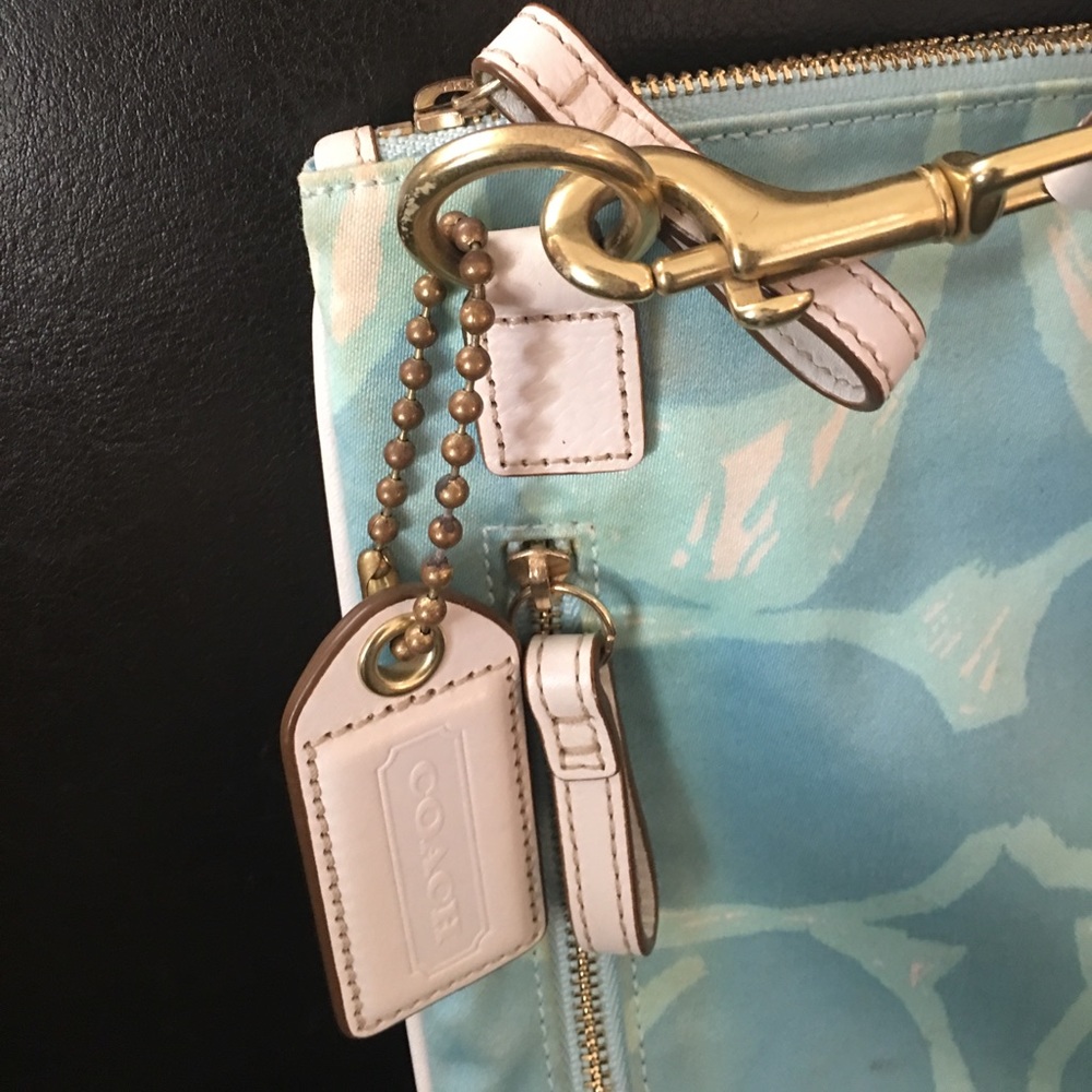 Coach Crossbody Adjustable - Picture 4 of 7