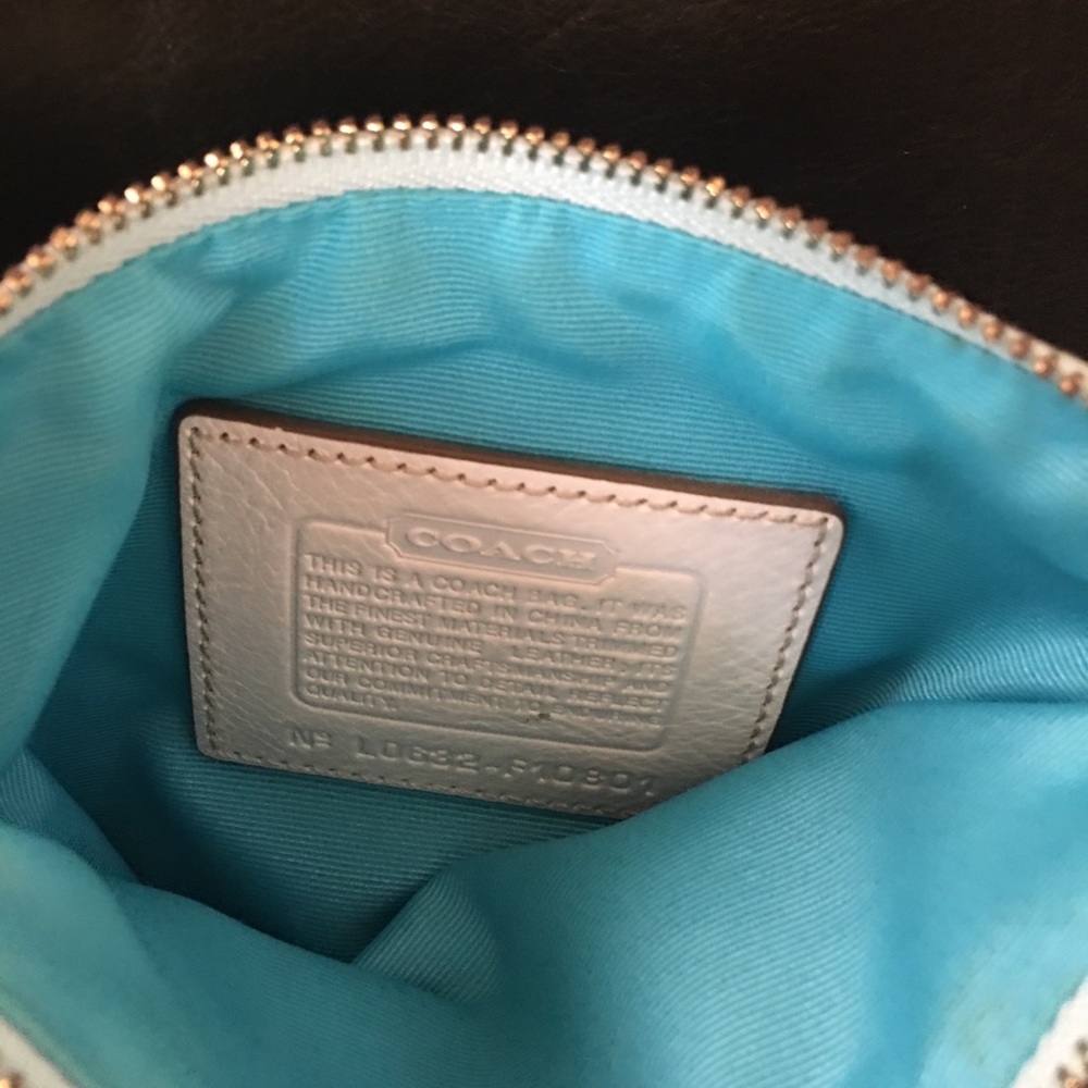 Coach Crossbody Adjustable - Picture 5 of 7