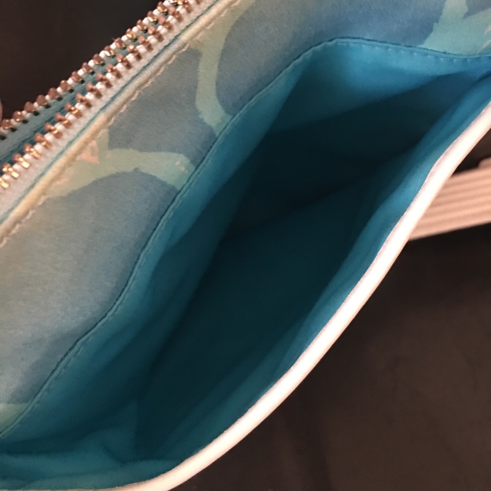 Coach Crossbody Adjustable - Picture 6 of 7