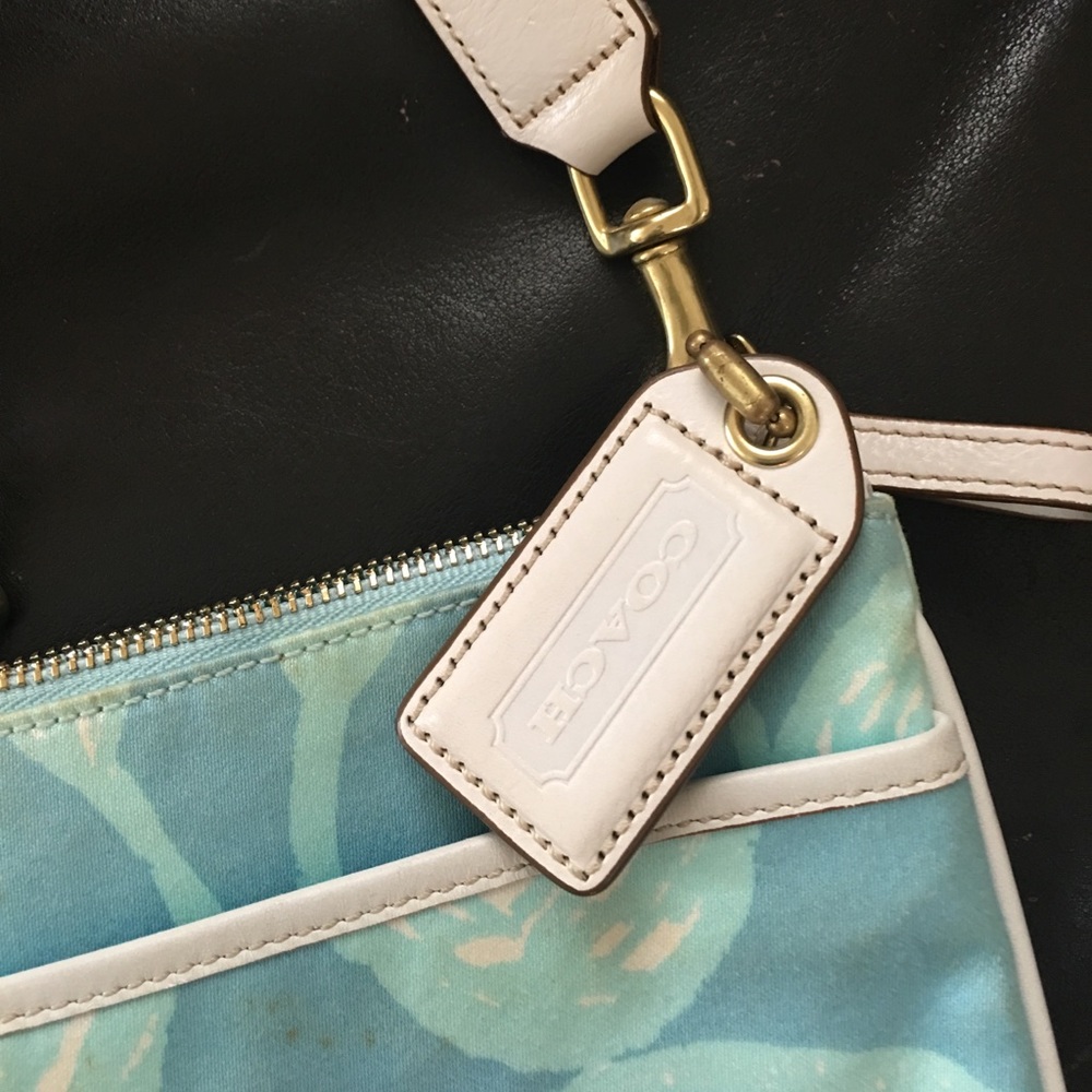 Coach Crossbody Adjustable - Picture 7 of 7