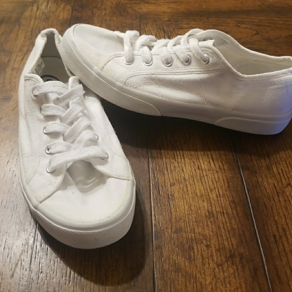 Candies tennis shoes