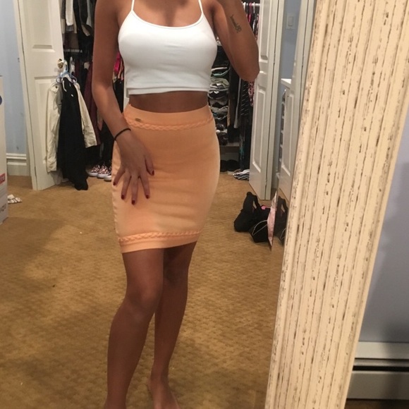 Peachy orange braided mini skirt - Picture 6 of 8