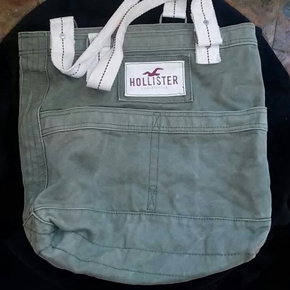 Hollister Handbags - Hollister tote bag❤