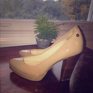 Calvin Klein Pumps