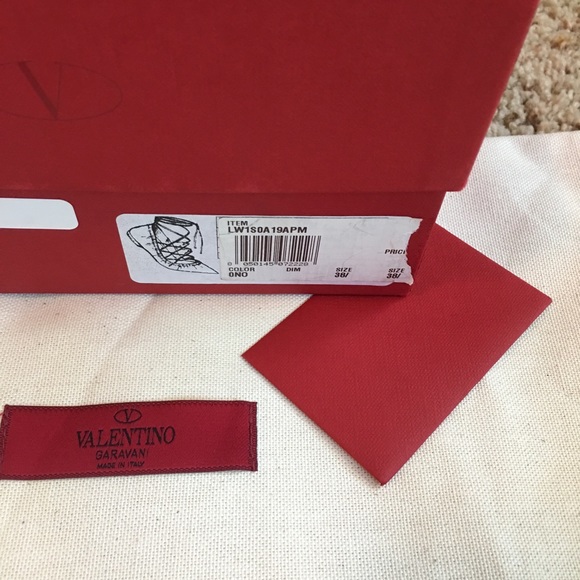 Black Valentino Lace up Rockstud flats - Picture 6 of 7