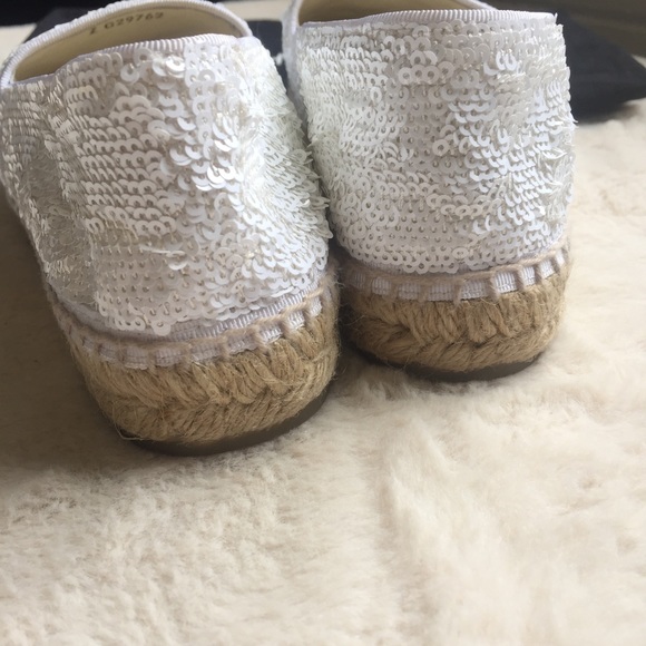❌SOLD❌ Chanel Sequin & Patent Leather Espadrilles - Picture 6 of 8