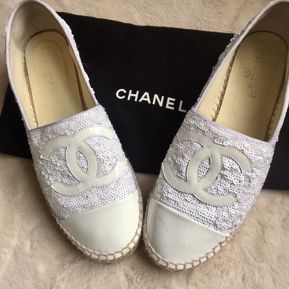 ❌SOLD❌ Chanel Sequin & Patent Leather Espadrilles - Picture 2 of 8