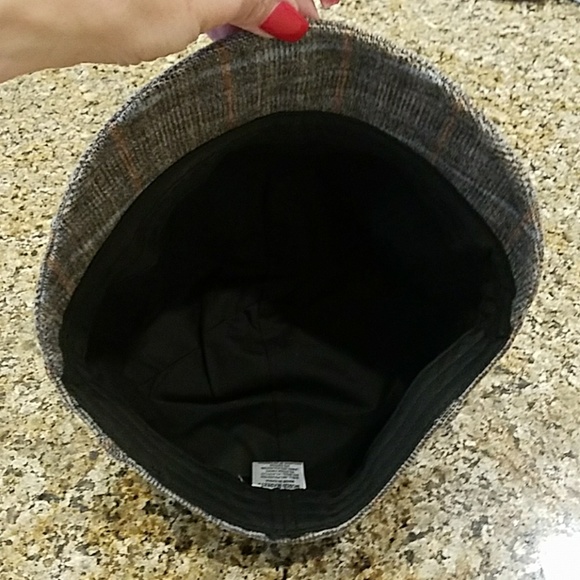 Hat - Picture 4 of 4