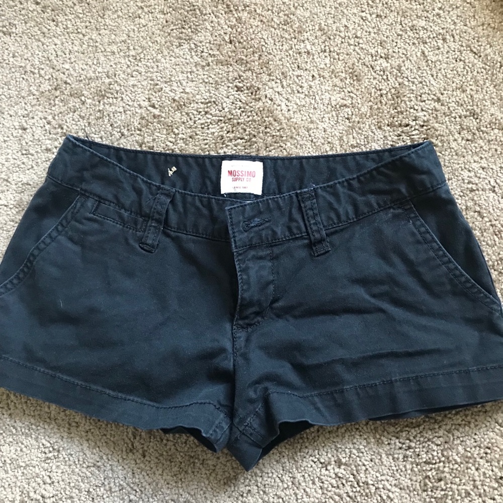 Women’s black shorts🖤