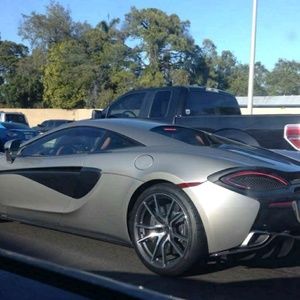 Meet your Posher, Andre