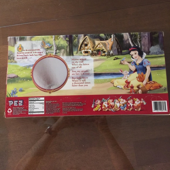 Disney Pez Dispensers Snow White & 7 Dwarfs - Picture 2 of 2