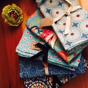 Dinner Napkins - set of four  -handmade