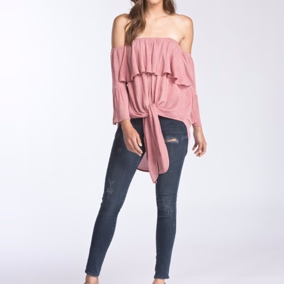 Off Shoulder Ruffle Top - Picture 4 of 6