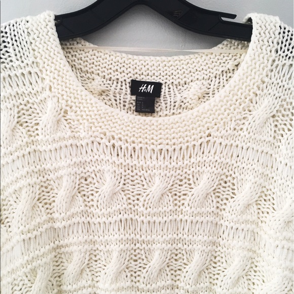 H&M Cable Hand Knit short sleeve sweater top