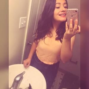 Meet your Posher, Lucia