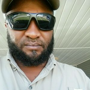 Meet your Posher, Marlon