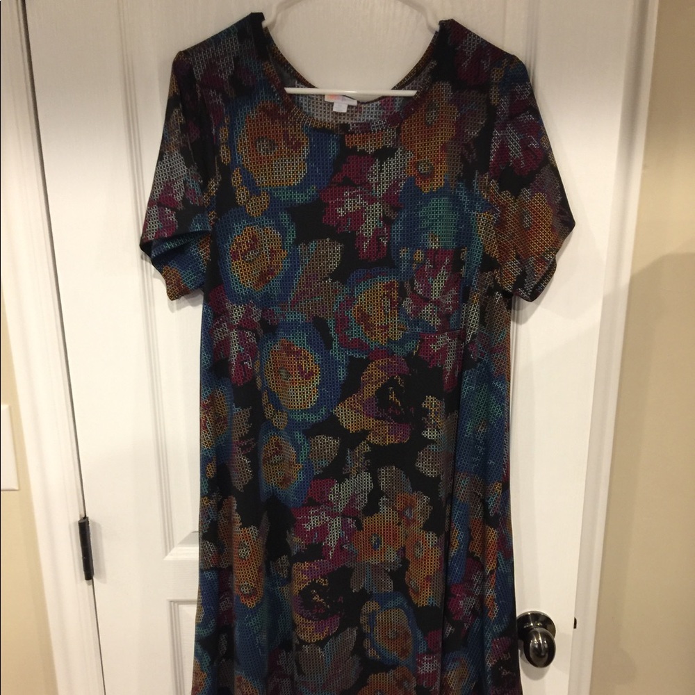 Floral Carly