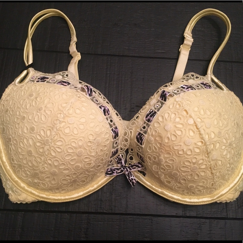 Victoria's Secret Push-up Bra - 34D - Yellow