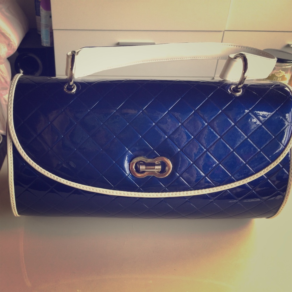 Blue quilted calfskin leather handbag